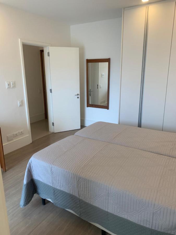 Flat Com 65 Metros; Sala; Duas Suites; Cozinha Recem-Reformado Rio de Janeiro Eksteriør billede