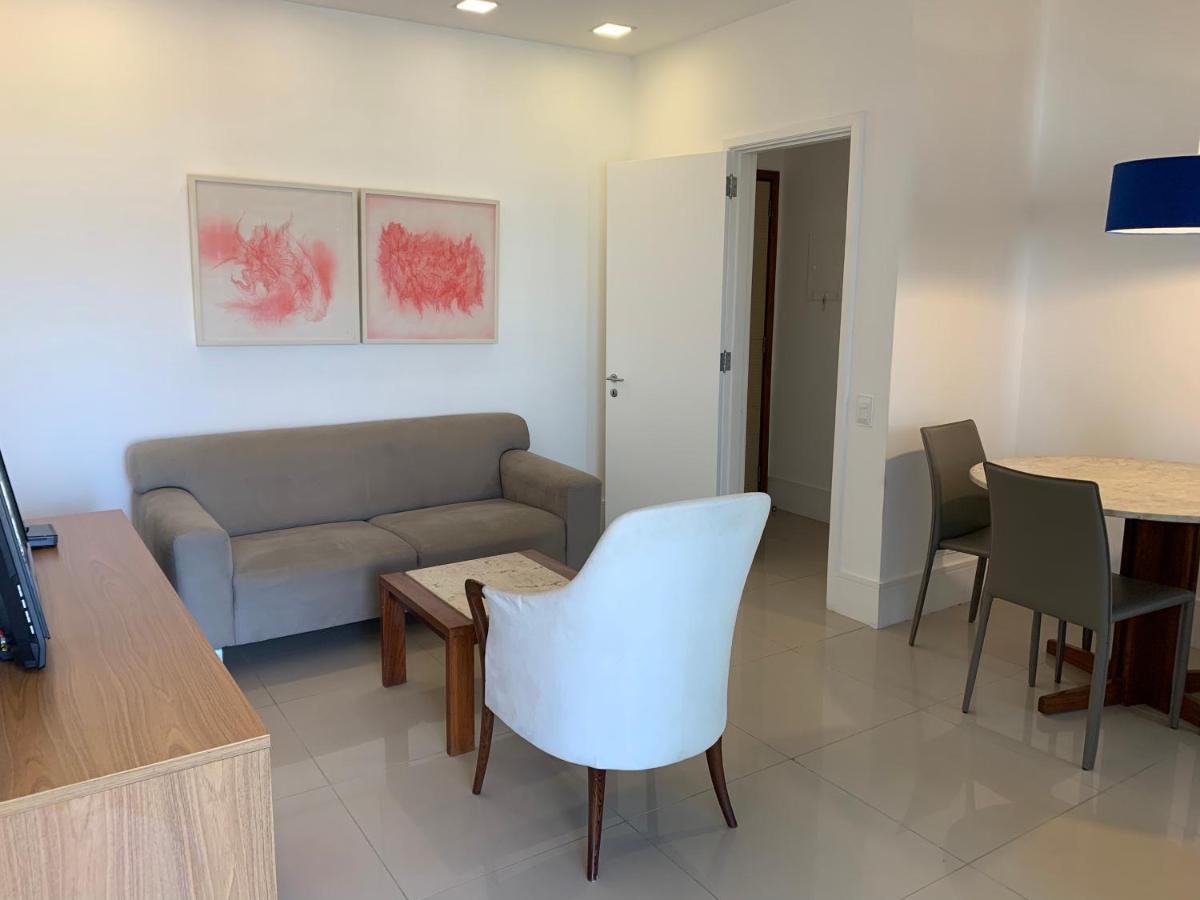Flat Com 65 Metros; Sala; Duas Suites; Cozinha Recem-Reformado Rio de Janeiro Eksteriør billede