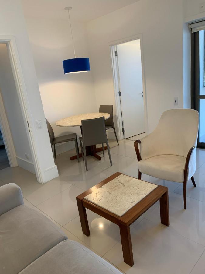 Flat Com 65 Metros; Sala; Duas Suites; Cozinha Recem-Reformado Rio de Janeiro Eksteriør billede