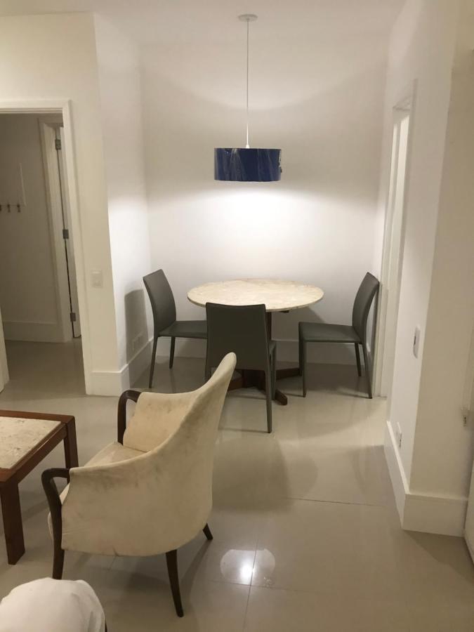 Flat Com 65 Metros; Sala; Duas Suites; Cozinha Recem-Reformado Rio de Janeiro Eksteriør billede